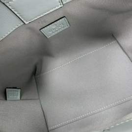 Picture of Gucci Handbags _SKUfw233925457fw